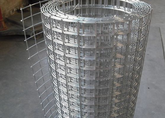 Porcellana Resistenza di ossidazione saldata galvanizzata immersa calda del pannello della rete metallica fornitore